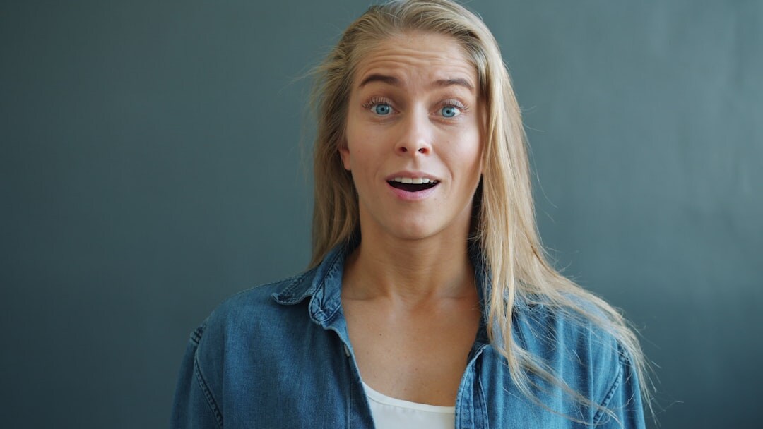 facial expressions in dialogue